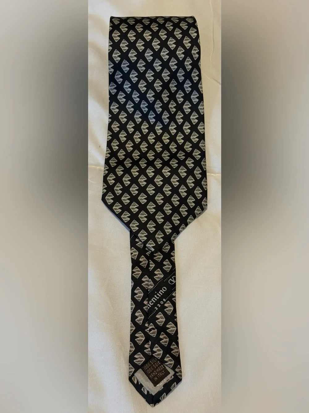VTG Valentino Cravatte Silk Tie 80s 90s Italian Luxury Retro Executive Code 2206